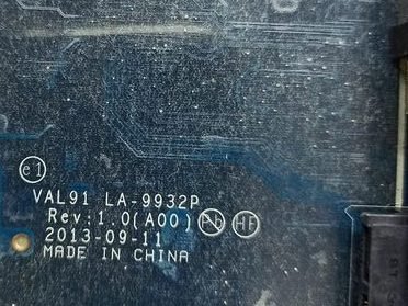 LA-9932P Laptop